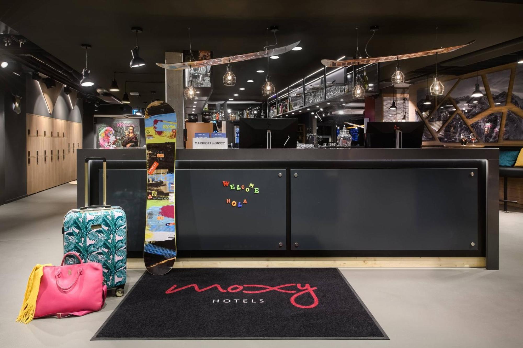 فندق Moxy سيون المظهر الخارجي الصورة